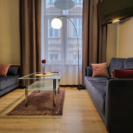 Amber Apartament 10 Cracovia Esterno foto