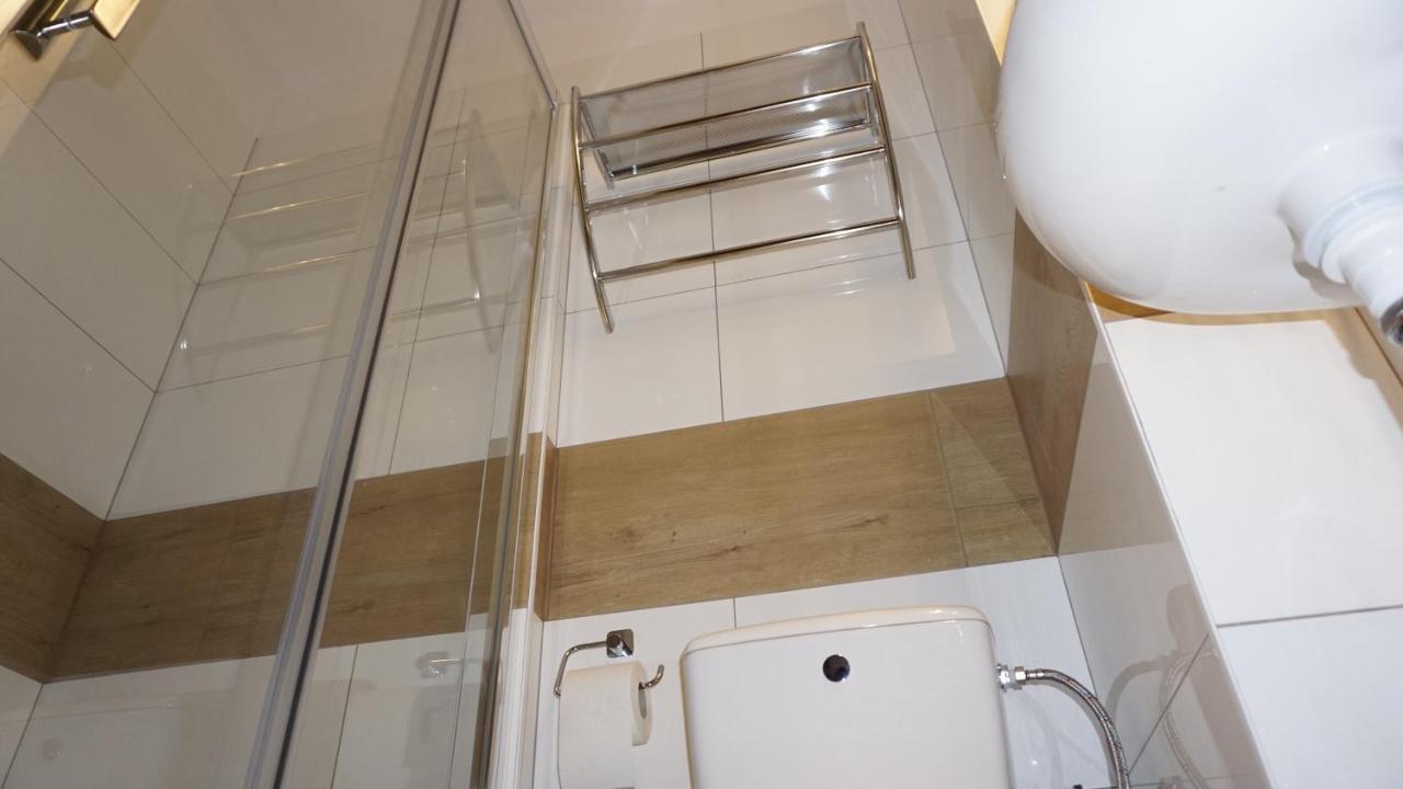 Amber Apartament 10 Cracovia Esterno foto
